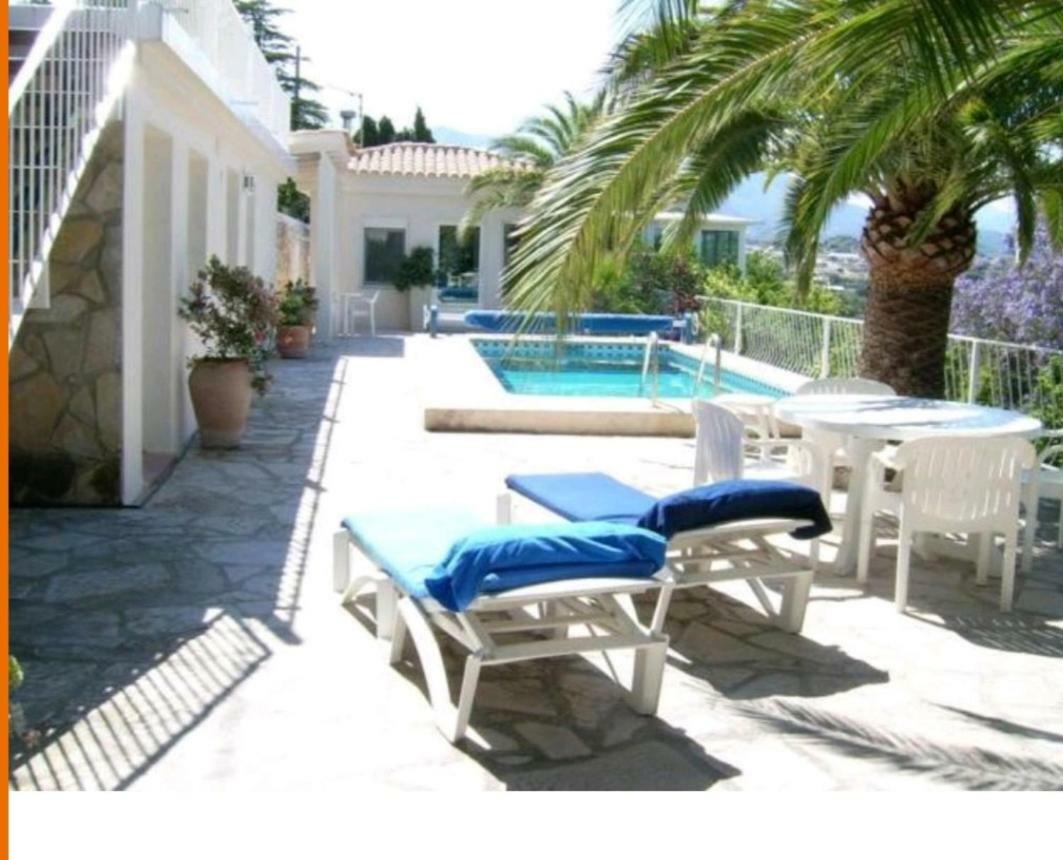 Haus Mit Pool Und Meerblick Альтеа Экстерьер фото
